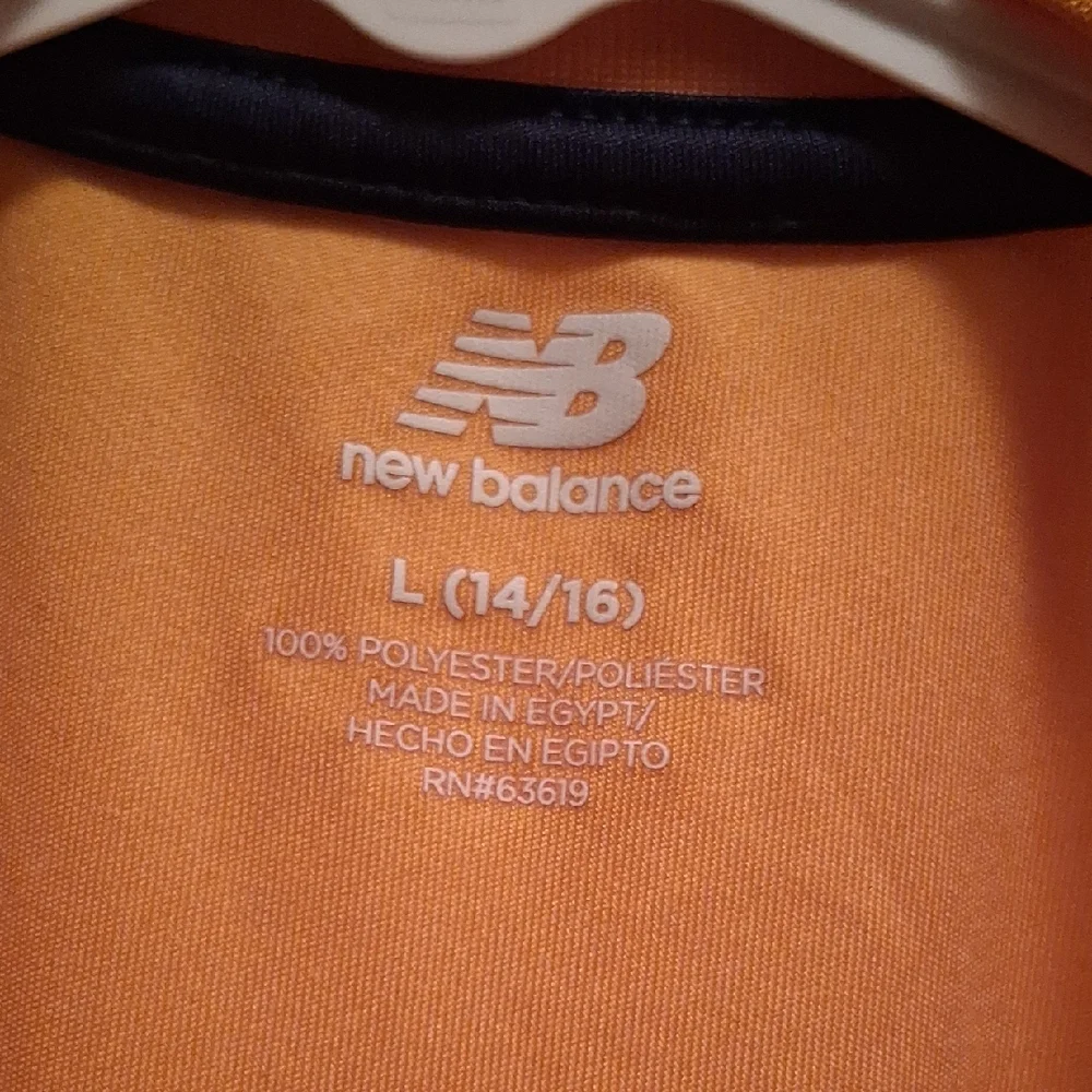 New Balance Yellow Short Sleeve Tee Athletic Performance